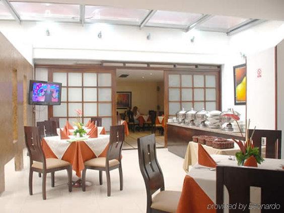 Hotel American Deluxe Bogota Restaurant photo