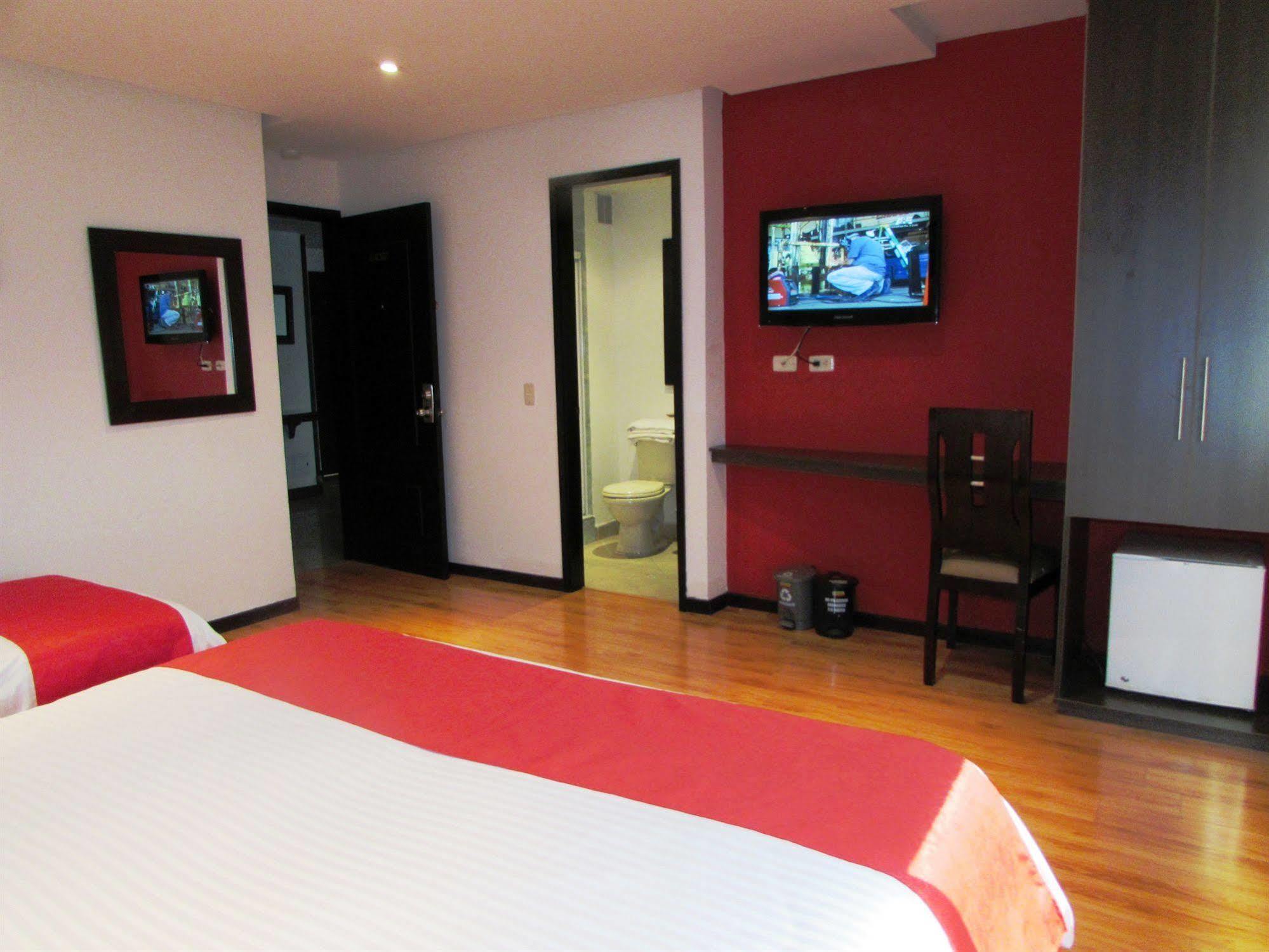 Hotel American Deluxe Bogota Exterior photo