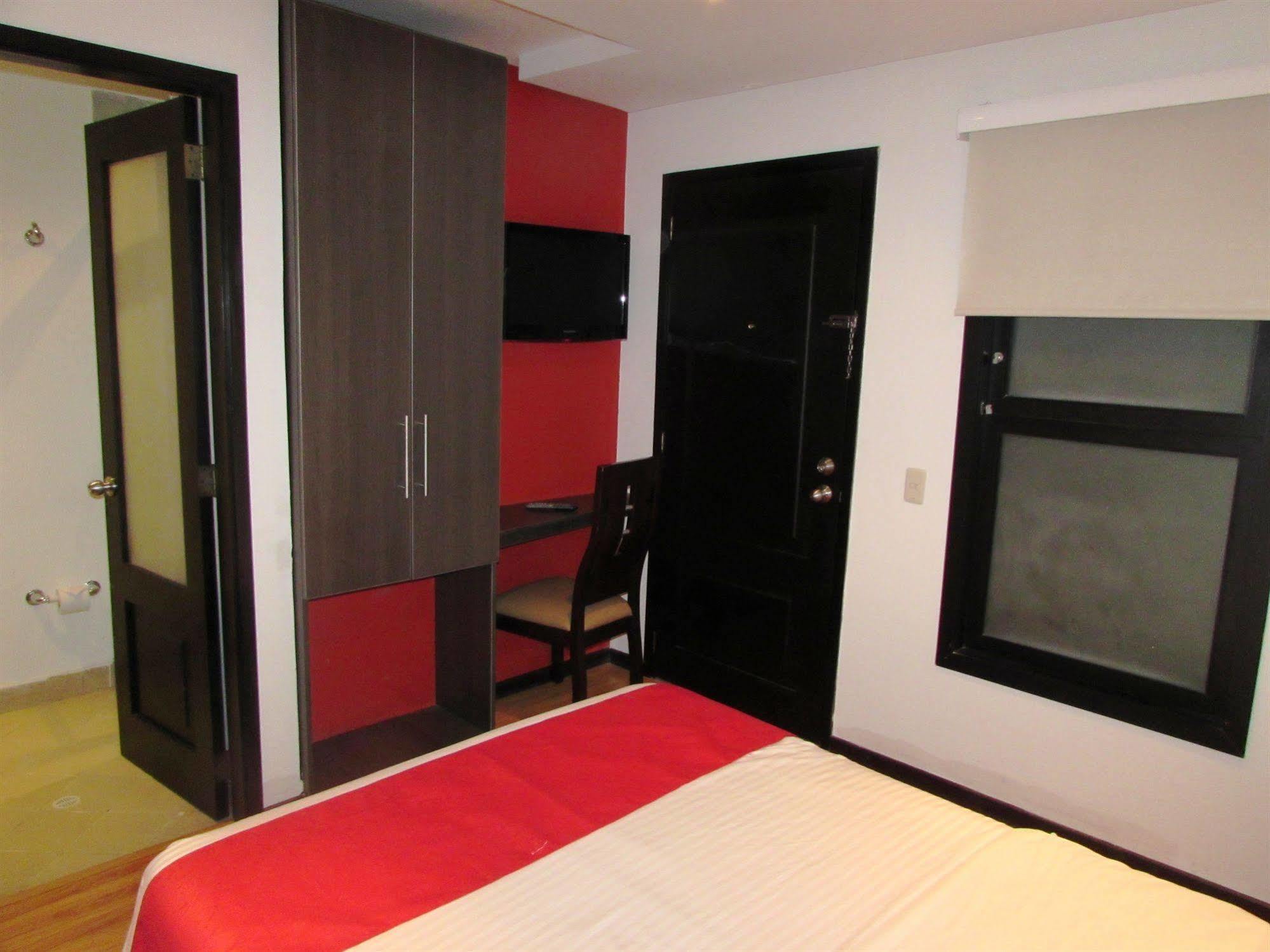 Hotel American Deluxe Bogota Exterior photo